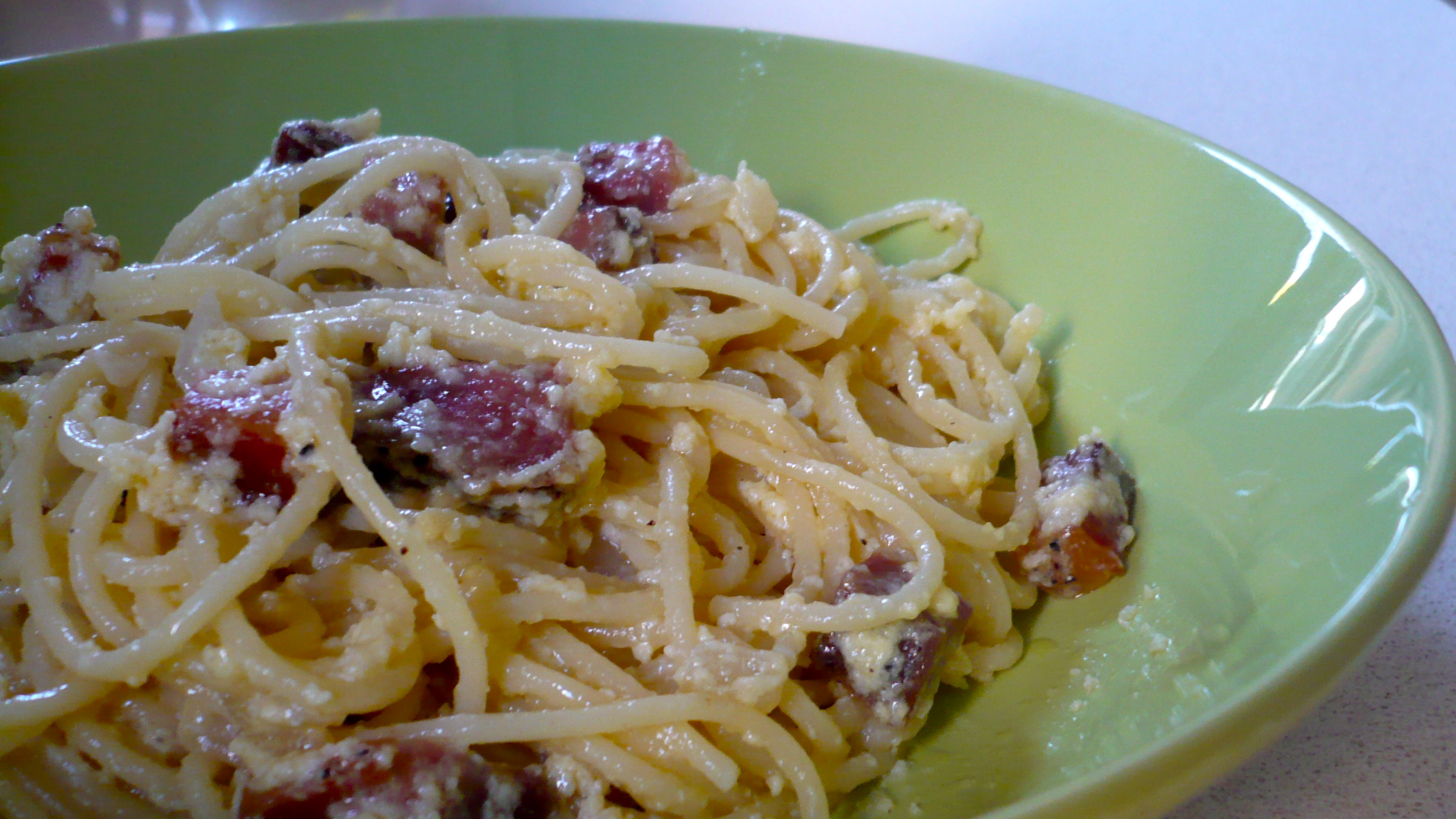 Espaguetis a la carbonara La pasta per als catalans