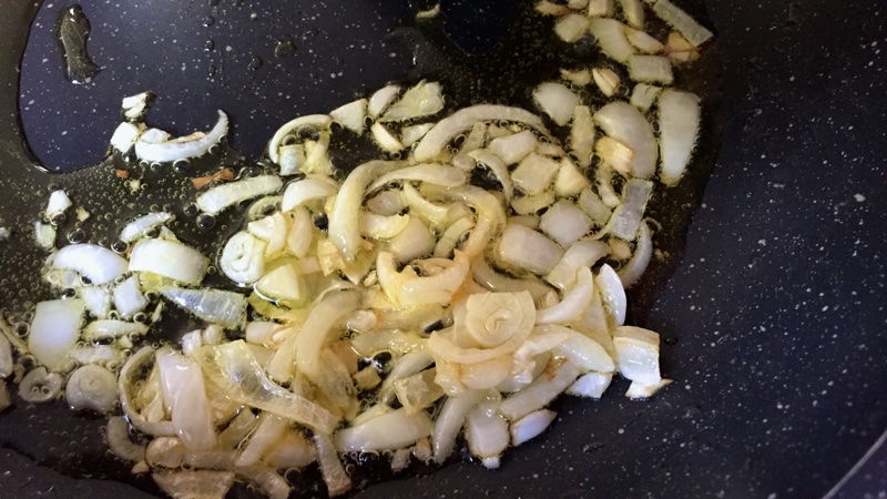 Pasta amb carbassons i les seves flors