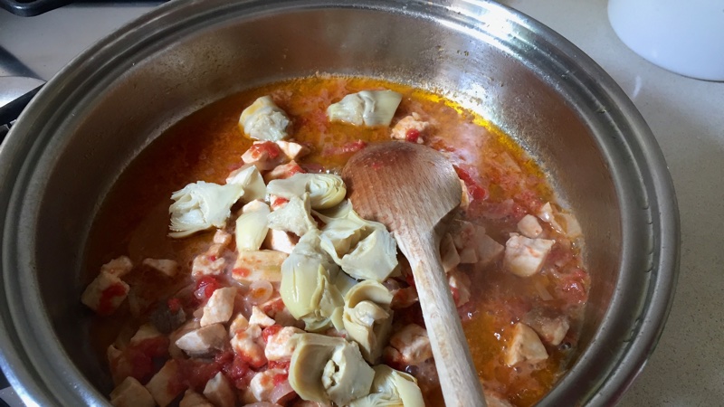 Pasta amb peix espassa